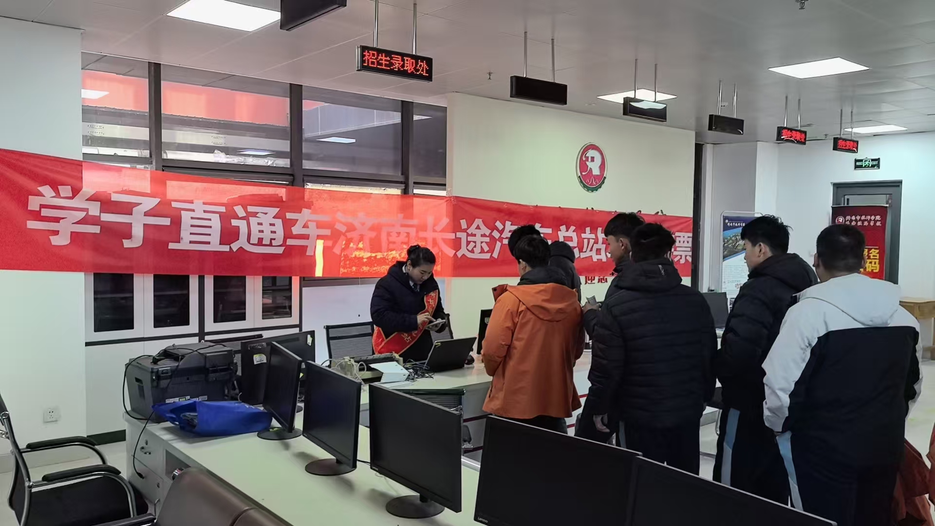 bef4ed7db7bf3606eba36b146f5ffa53.jpg bef4ed7db7bf3606eba36b146f5ffa53.jpg